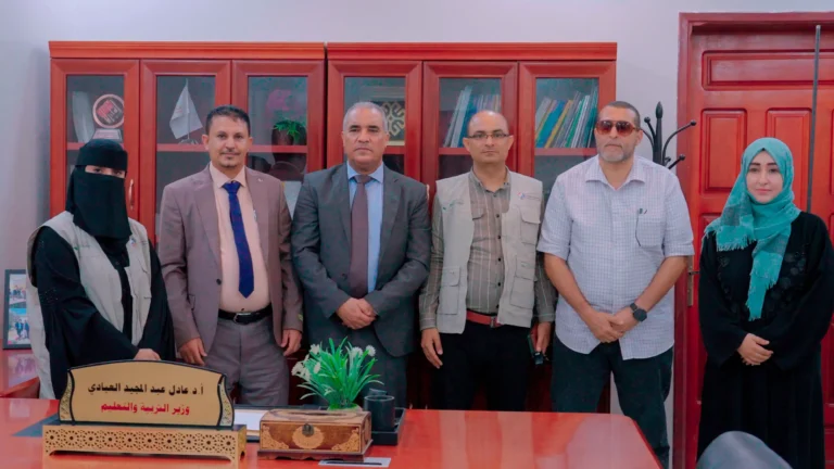 منظمة ديفرستي تناقش مع وزارة التربية والتعليم تدخلاتها الحالية وخططها المستقبلية في قطاع التعليم